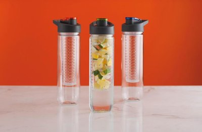 Loooqs Waterfles met infuser - Groen - Kunststof - Ø 7.2 x h 27.5 cm - 0.8 l